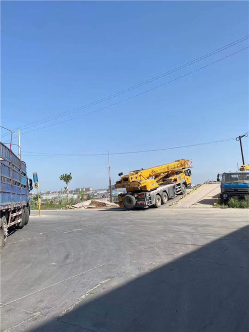 双台子区25吨吊车的租赁价格大概是多少？